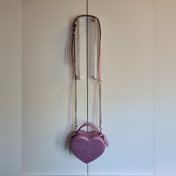 Coach Heart Cross Body NWT purse in metallic Lilac - Picture 3 of 4